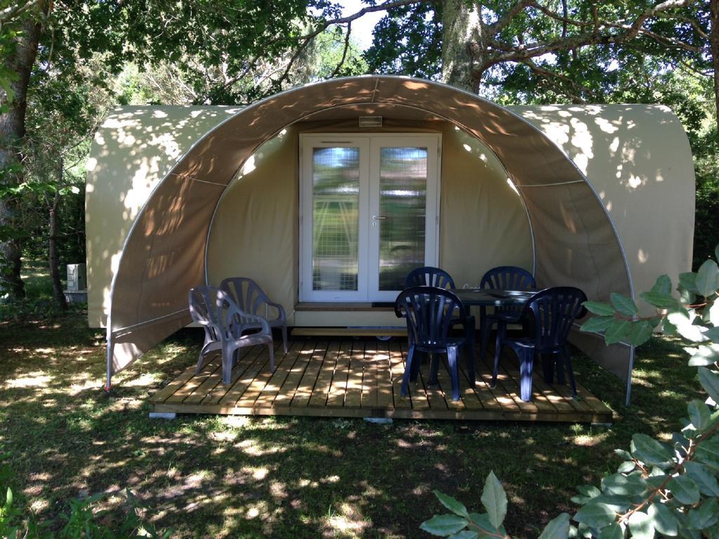Camping La Chesnays Hotel Vendays-Montalivet Exterior photo